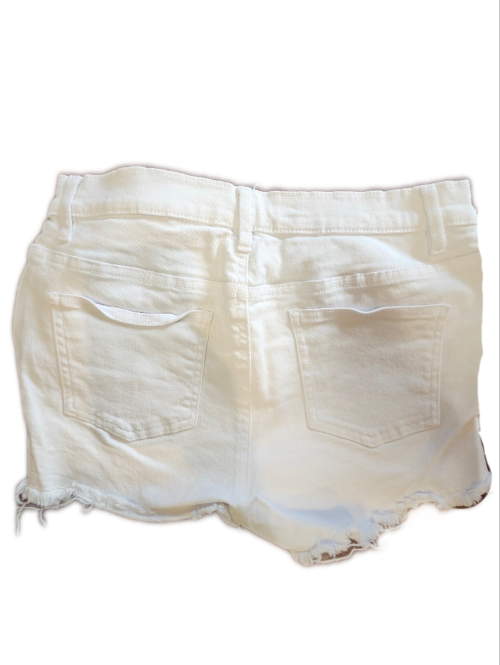 VENUS (Jeans & Polo) Low Rise White Cut Off Denim Shorts, 2" Inseam, 2 - Picture 3 of 7